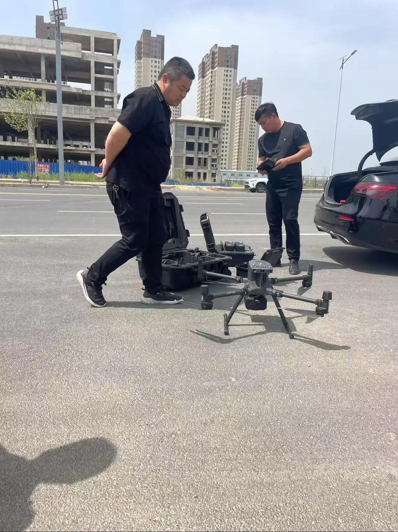 云端之上，行走之下 我的無人機現場日記